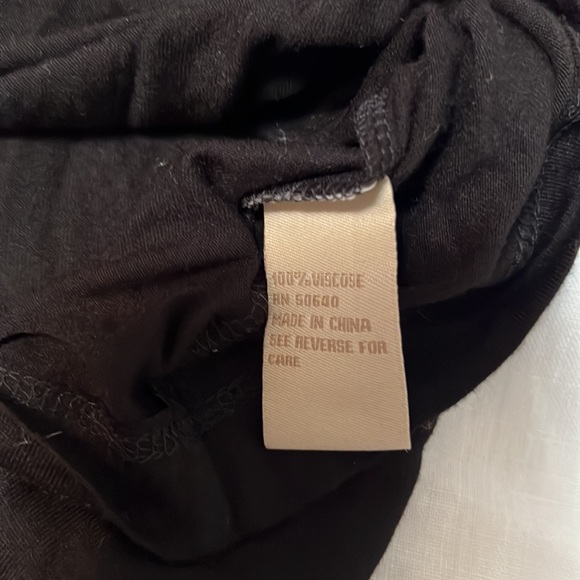 Jonathan Martin sleeveless black top - Medium - Picture 4 of 8